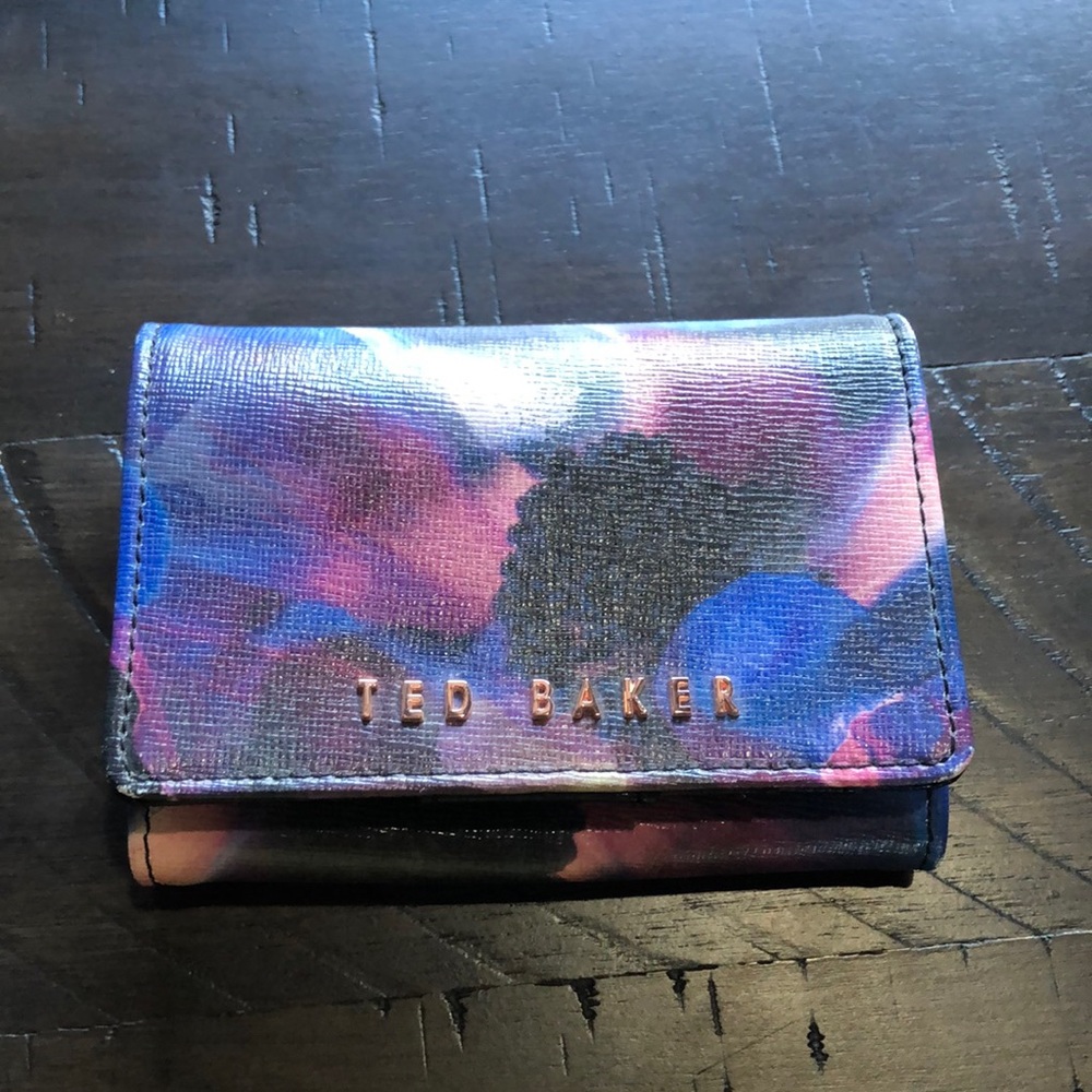 NWOT Ted Baker Wallet